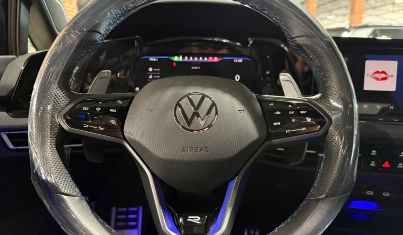 
VOLKSWAGEN GOLF R 8.5 2.0 TSI 320 CV 4 MOTION DSG full									