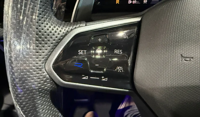 
VOLKSWAGEN GOLF R 8.5 2.0 TSI 320 CV 4 MOTION DSG full									