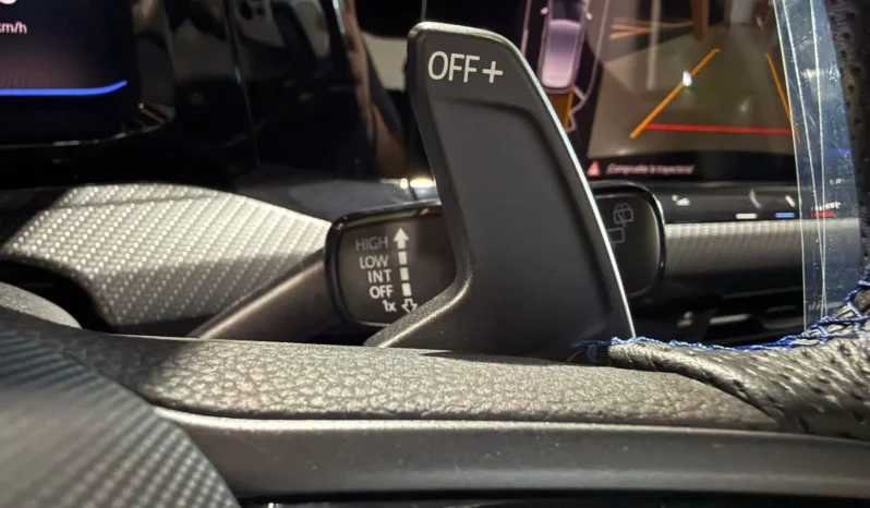 
VOLKSWAGEN GOLF R 8.5 2.0 TSI 320 CV 4 MOTION DSG full									
