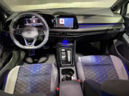 
VOLKSWAGEN GOLF R 8.5 2.0 TSI 320 CV 4 MOTION DSG full									