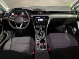 
VOLKSWAGEN PASSAT EXECUTIVE 2.0 TDI 150 CV 4P 6 VEL. full									
