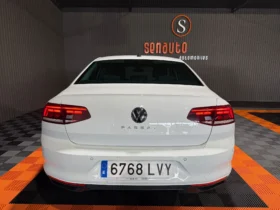 VOLKSWAGEN PASSAT EXECUTIVE 2.0 TDI 150 CV 4P 6 VEL.