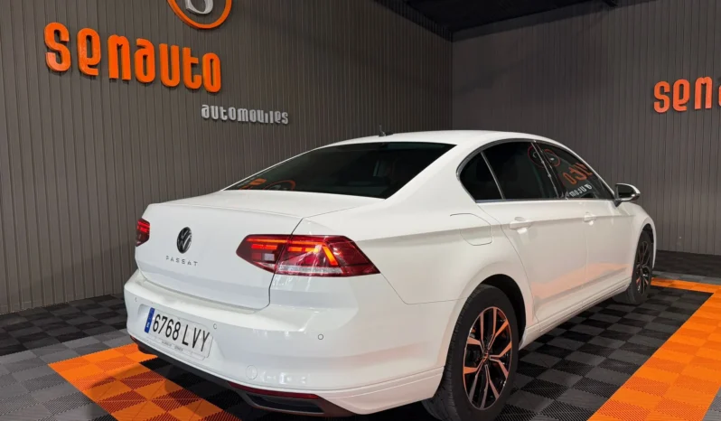 
VOLKSWAGEN PASSAT EXECUTIVE 2.0 TDI 150 CV 4P 6 VEL. full									