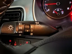 
KIA STONIC DRIVE T-GDi 120CV MHEV iMT 5p 6 VELOC. full									