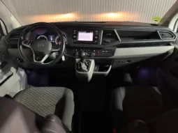 
VOLKSWAGEN CARAVELLE PREMIUM B.C. 2.0 TDI 150 DSG full									
