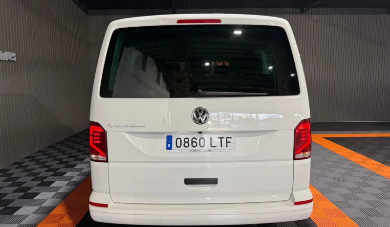 
VOLKSWAGEN CARAVELLE PREMIUM B.C. 2.0 TDI 150 DSG full									