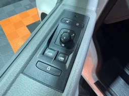 
VOLKSWAGEN CARAVELLE PREMIUM B.C. 2.0 TDI 150 DSG full									