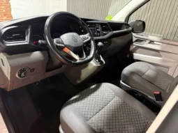 
VOLKSWAGEN CARAVELLE PREMIUM B.C. 2.0 TDI 150 DSG full									