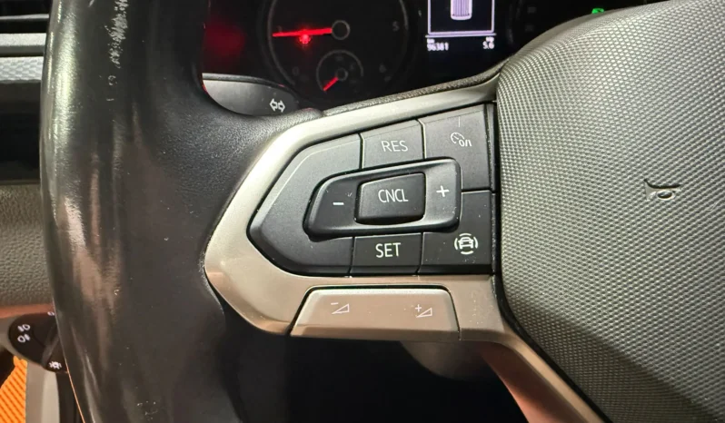 
VOLKSWAGEN CARAVELLE PREMIUM B.C. 2.0 TDI 150 DSG full									