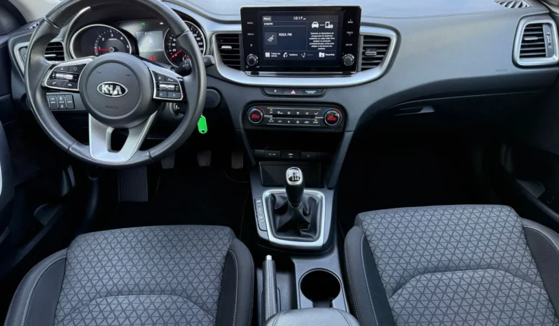 
KIA CEED DRIVE T-GDI MHEV 120 CV 6 VEL. full									