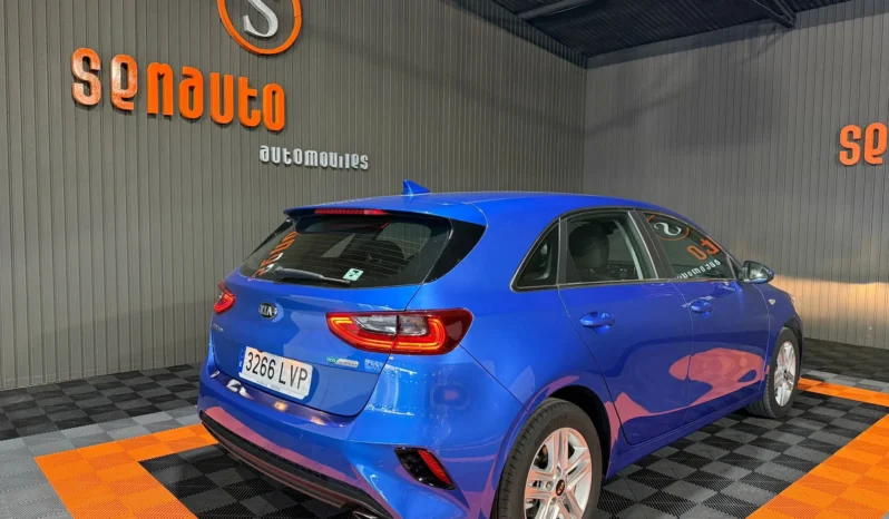 
KIA CEED DRIVE T-GDI MHEV 120 CV 6 VEL. full									