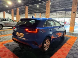 
KIA CEED DRIVE T-GDI MHEV 120 CV 6 VEL. full									