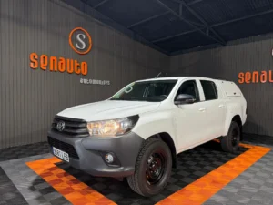 TOYOTA HILUX DOBLE CABINA 2.4 D-4D GX 150 CV 6VEL 4WD