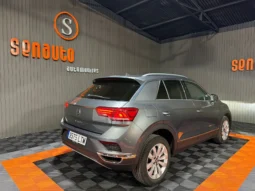 
VOLKSWAGEN T-ROC ADVANCE 2.0 TDI 150 CV DSG full									