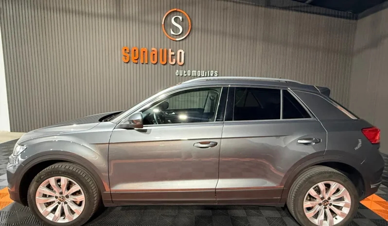 
VOLKSWAGEN T-ROC ADVANCE 2.0 TDI 150 CV DSG full									