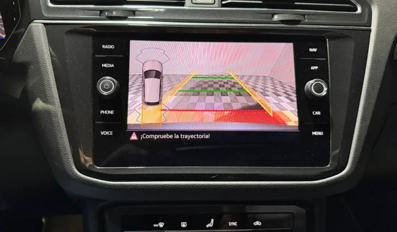 
VOLKSWAGEN TIGUAN R-LINE 2.0 TDI 150 CV DSG full									