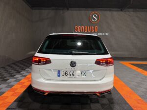 VOLKSWAGEN PASSAT R-LINE VARIANT 2.0 TDI 150 CV DSG