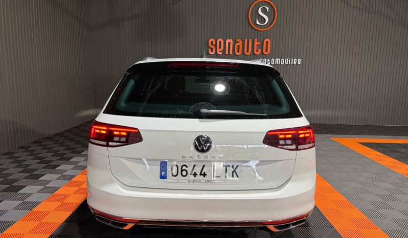 
VOLKSWAGEN PASSAT R-LINE VARIANT 2.0 TDI 150 CV DSG full									