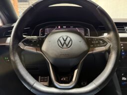 
VOLKSWAGEN PASSAT R-LINE VARIANT 2.0 TDI 150 CV DSG full									