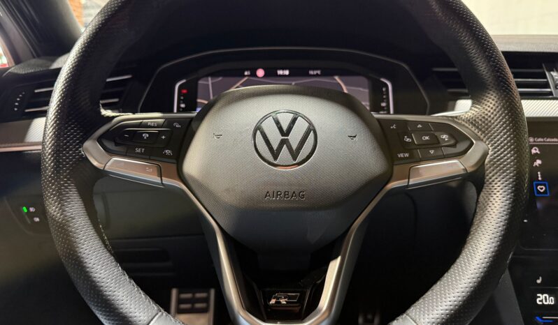 
VOLKSWAGEN PASSAT R-LINE VARIANT 2.0 TDI 150 CV DSG full									
