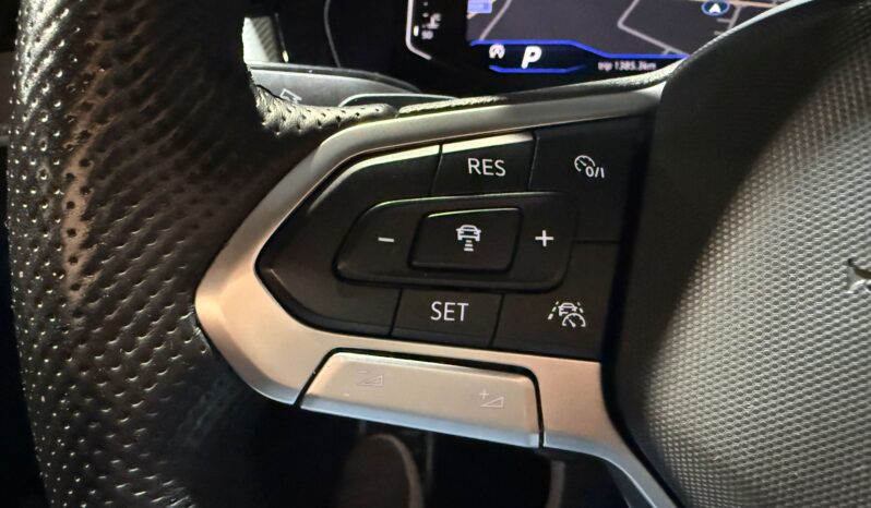 
VOLKSWAGEN PASSAT R-LINE VARIANT 2.0 TDI 150 CV DSG full									