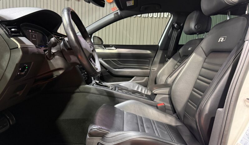 
VOLKSWAGEN PASSAT R-LINE VARIANT 2.0 TDI 150 CV DSG full									