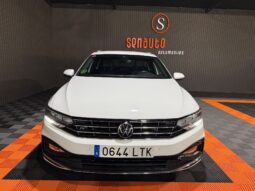 
VOLKSWAGEN PASSAT R-LINE VARIANT 2.0 TDI 150 CV DSG full									