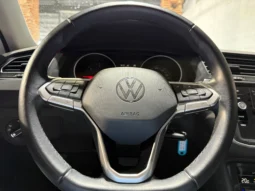 
VOLKSWAGEN TIGUAN URBAN SPORT 2.0 TDI 150 CV 6 VELOC. full									