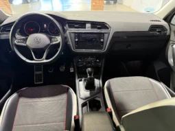 
VOLKSWAGEN TIGUAN URBAN SPORT 2.0 TDI 150 CV 6 VELOC. full									