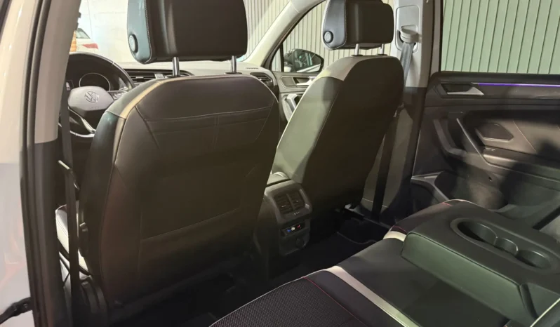 
VOLKSWAGEN TIGUAN URBAN SPORT 2.0 TDI 150 CV 6 VELOC. full									