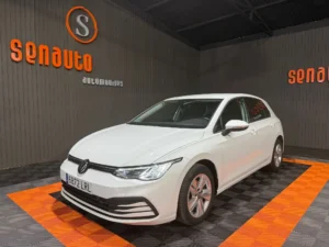 VOLKSWAGEN GOLF 8 LIFE 2.0 TDI 115 CV 5P 6 VEL.