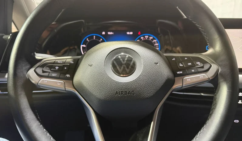 
VOLKSWAGEN GOLF 8 LIFE 2.0 TDI 150 CV 5P DSG full									