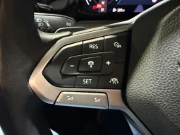 
VOLKSWAGEN GOLF 8 LIFE 2.0 TDI 150 CV 5P DSG full									