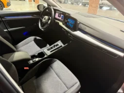 
VOLKSWAGEN GOLF 8 LIFE 2.0 TDI 150 CV 5P DSG full									