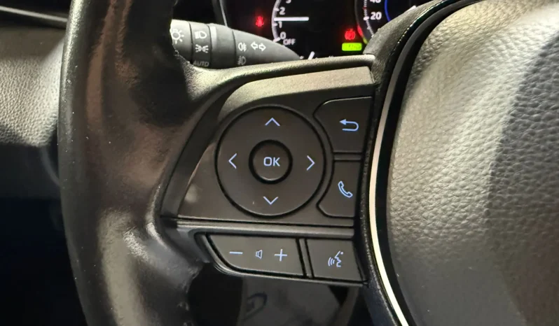 
TOYOTA COROLLA ACTIVE TECH 1.8 125H 5P E-CVT full									