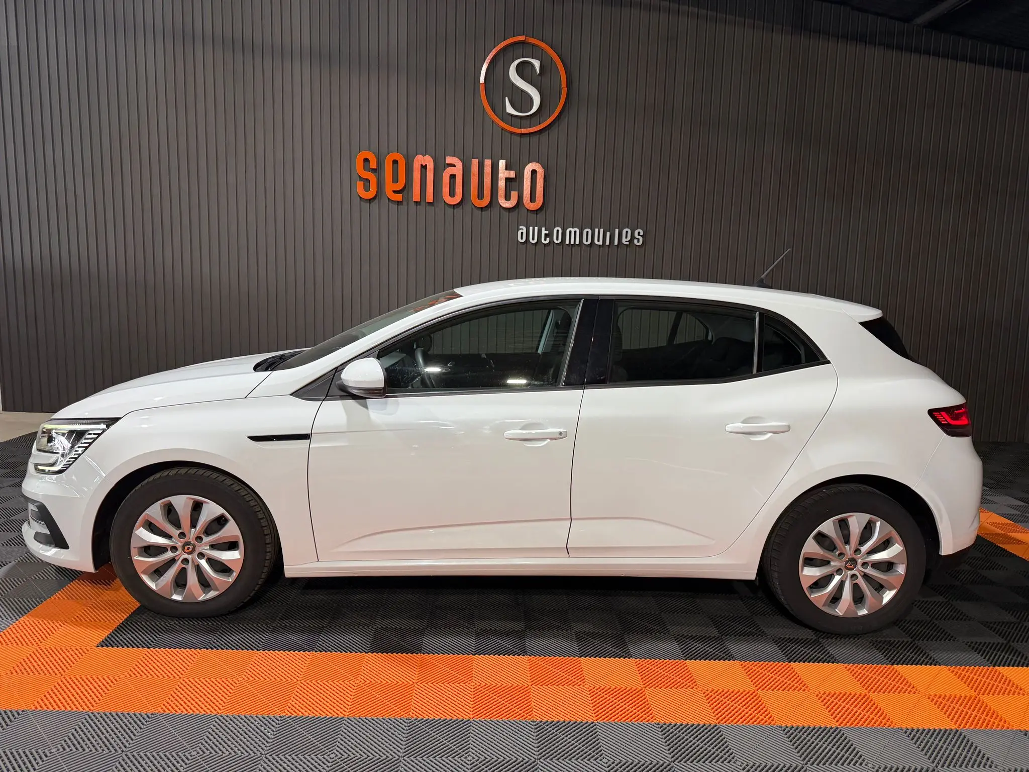 RENAULT MEGANE LIFE DCI 115 CV 5P 6 VEL.