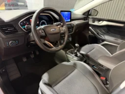 
FORD FOCUS TREND + 1.5 TDCI 120CV 5P 6VEL full									