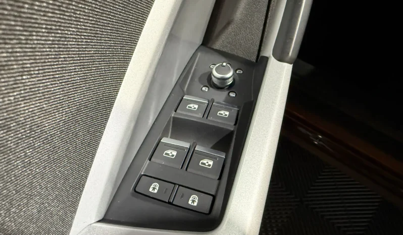 
AUDI Q3 ADVANCED 45 TFSI 245 CV S-TRONIC full									