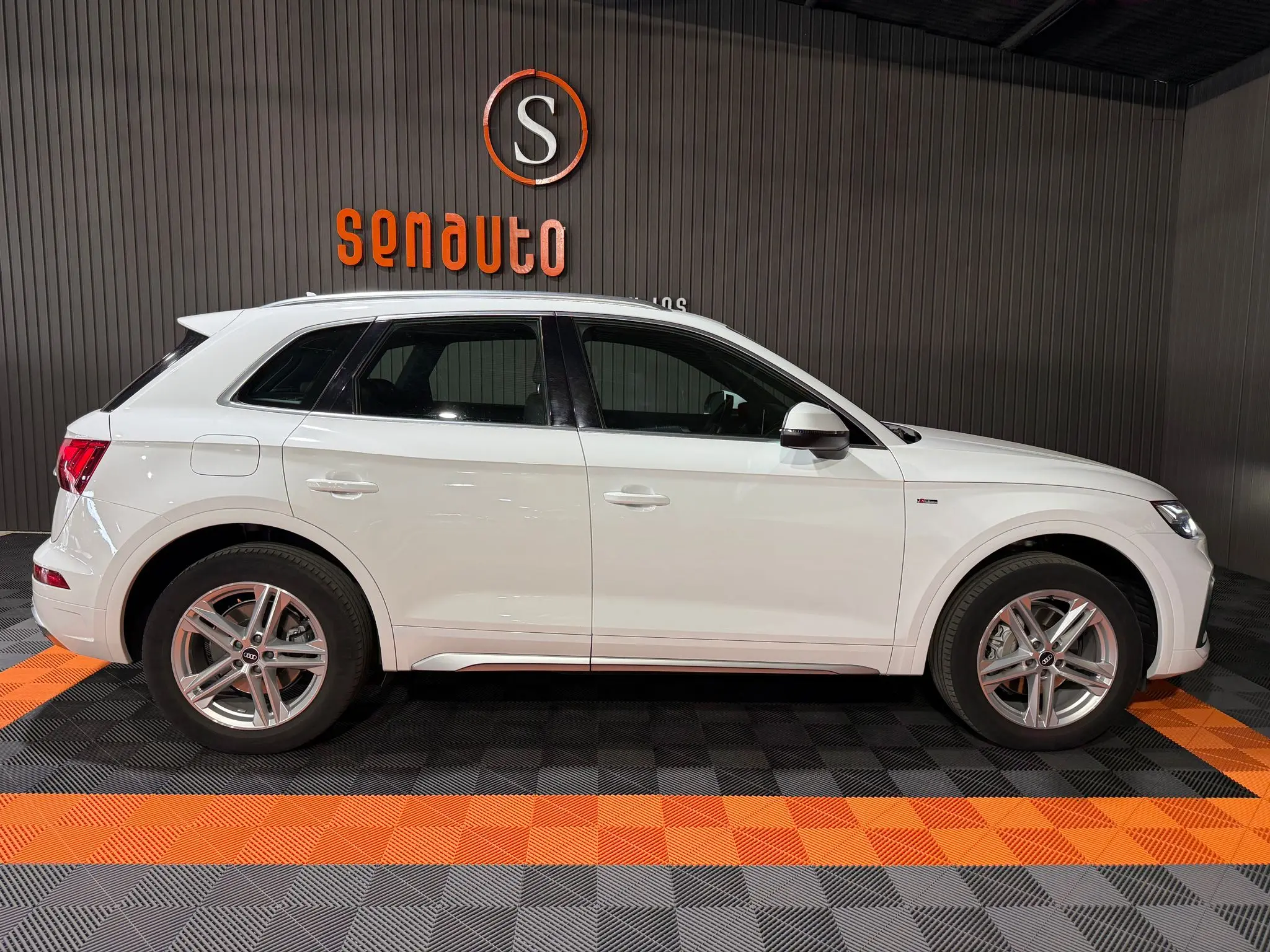 AUDI Q5 S-LINE 40 TDI 204 CV S-TRONIC QUATTRO