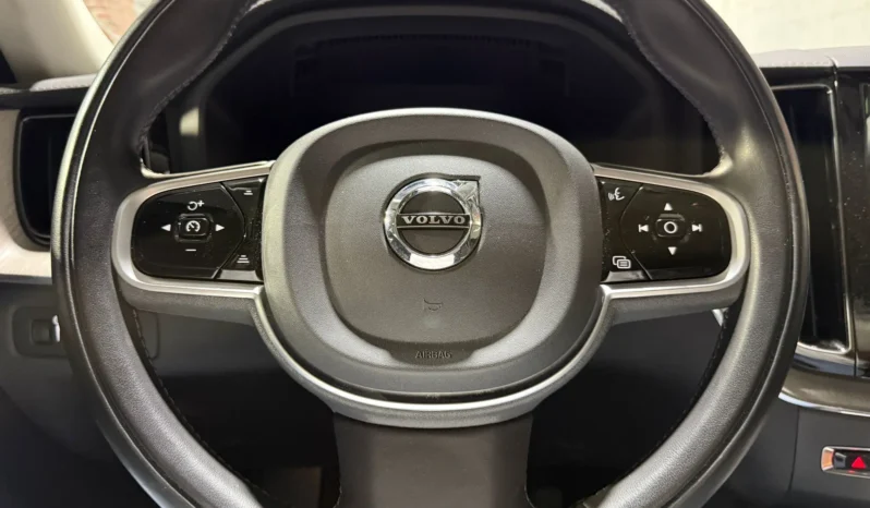 
VOLVO XC60 INSCRIPTION B4 197CV AUT. full									