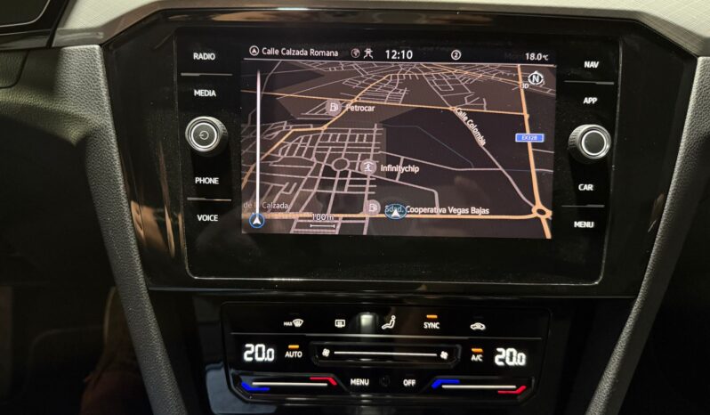 
VOLKSWAGEN PASSAT VARIANT EXECUTIVE 2.0 TDI 150CV DSG full									