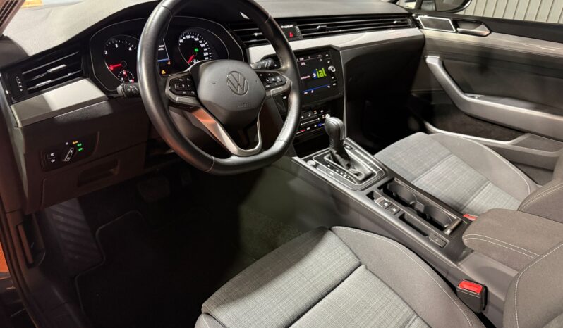 
VOLKSWAGEN PASSAT VARIANT EXECUTIVE 2.0 TDI 150CV DSG full									