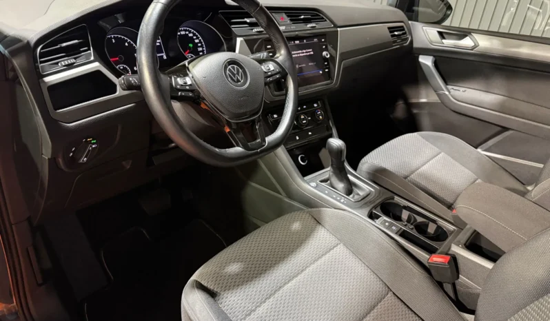 
VOLKSWAGEN TOURAN ADVANCE 2.0 TDI 150CV DSG 7 PLAZAS full									