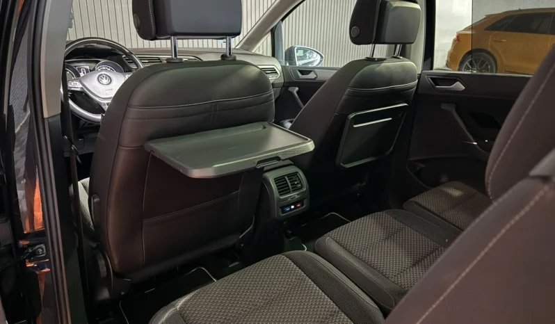 
VOLKSWAGEN TOURAN ADVANCE 2.0 TDI 150CV DSG 7 PLAZAS full									