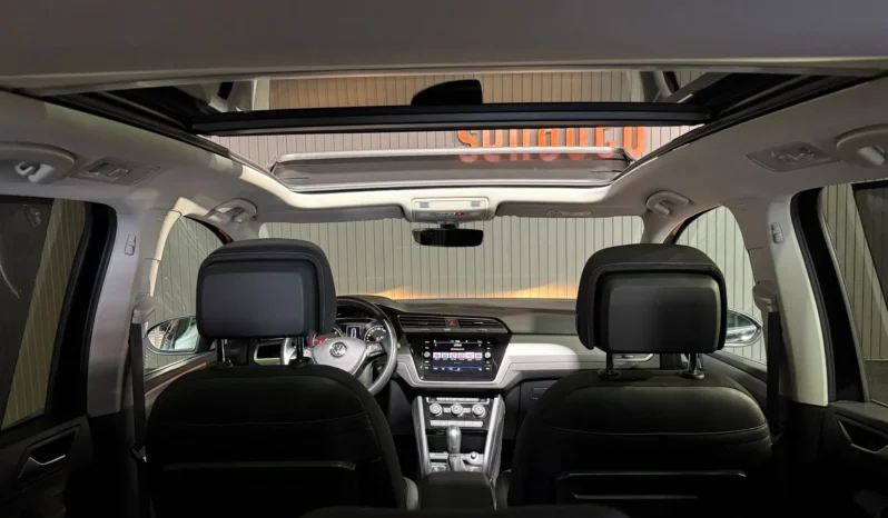 
VOLKSWAGEN TOURAN ADVANCE 2.0 TDI 150CV DSG 7 PLAZAS full									