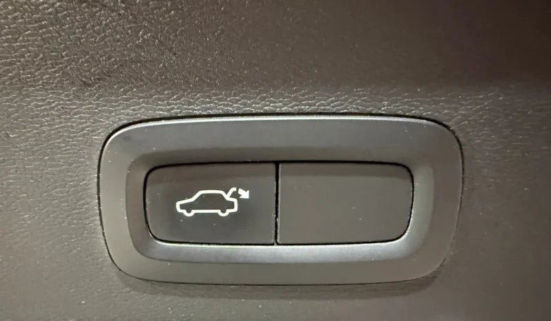 
VOLVO XC40 BUSINESS PLUS D3 2.0 150 CV 6VEL full									
