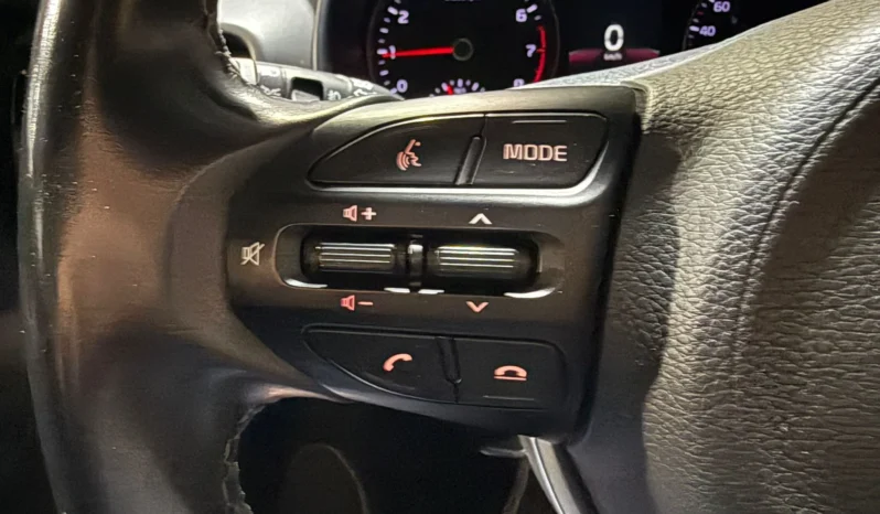 
KIA STONIC DRIVE MHEV 1.0 T-GDI 120 CV AUT full									