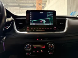 
KIA STONIC DRIVE MHEV 1.0 T-GDI 120 CV AUT full									