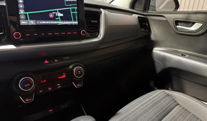 
KIA STONIC DRIVE MHEV 1.0 T-GDI 120 CV AUT full									