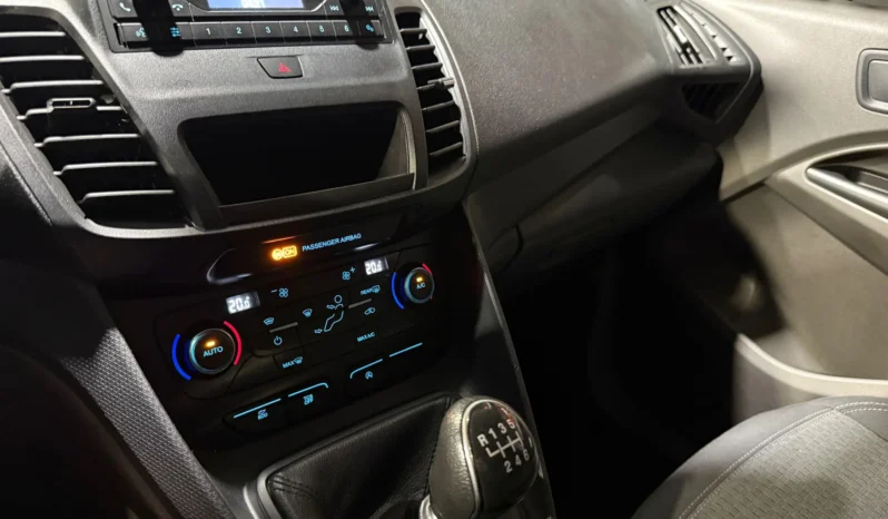 
FORD CONNECT KOMBI TREND 1.6 TDCI 100 CV full									